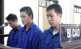 'Xin giảm án cho kẻ giết con mình, tôi cũng đau lắm'