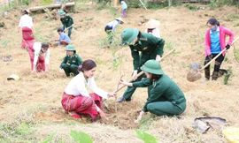 Đẩy mạnh tuyên truyền bình đẳng giới với người dân tộc Chứt