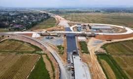 Chạy đua thi công nút giao cao tốc Bãi Vọt - Hàm Nghi