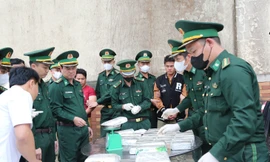 Bắt đối tượng vận chuyển lô ma tuý 'khủng' từ Lào về Việt Nam tiêu thụ