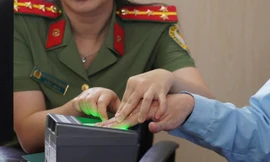 Hà Tĩnh 'chạy nước rút' cấp định danh điện tử cho người nước ngoài
