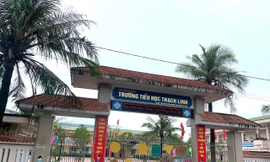 Hàng loạt khoản thu trái quy định, hiệu trưởng nói... tự nguyện