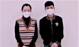 Đôi nam nữ lừa chủ tiệm vàng tới 15 lần 