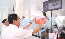 Công khai số điện thoại riêng làm đường dây nóng, Chủ tịch Hà Tĩnh nói 'dân gọi liên tục'