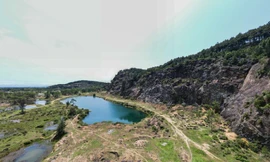 Tiềm ẩn nguy cơ mất an toàn tại mỏ khai thác khoáng sản không hoàn thổ 