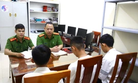 3 học sinh nhiều lần ném đá vỡ kính tàu Bắc - Nam