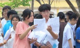 Đề Ngữ văn thi vào lớp 10 Hà Tĩnh: Thí sinh, giáo viên khen hay, 'dễ thở'