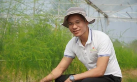 Chàng trai đam mê làm nông nghiệp sạch