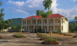 'Số phận' nào cho loạt trụ sở đang bỏ hoang ở Hà Tĩnh?