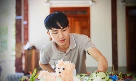 Chàng trai 9x làm mâm cỗ trung thu đẹp mắt, khách liên tục chốt đơn