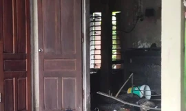 Người đàn ông mua xăng tự thiêu tại nhà riêng