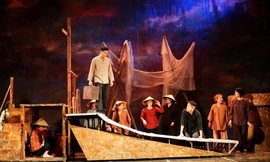 'Sống mãi tuổi 17' lan tỏa tinh thần dấn thân của Anh hùng Lý Tự Trọng