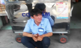 Mất xe máy quá nhanh, nam sinh bật khóc