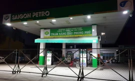 Thiếu xăng dầu tiếp diễn, nhiều cửa hàng ở TPHCM ngừng kinh doanh