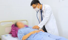 Cứu sống nữ bệnh nhân chết lâm sàng vì bệnh lý nguy hiểm