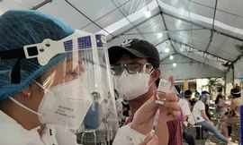 TPHCM đã tiêm được hơn 10,5 triệu mũi vắc xin ngừa COVID-19