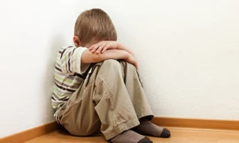 Dấu hiệu nhận biết trẻ có biểu hiện bất thường về cảm xúc, hành vi 