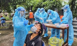 TPHCM: Ca nhiễm COVID-19 tăng lên 300, khẩn trương ứng phó