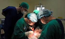 Ung thư dương vật, phải cắt bỏ 'của quý' vì chủ quan với vết sùi nhỏ