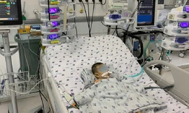 Bé gái 4 tháng tuổi nguy kịch vì viêm cơ tim tối cấp trong thời tiết lạnh