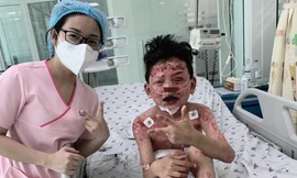 Bé trai 'thập tử nhất sinh' sau khi ăn cua