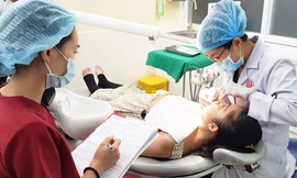 Bệnh viện phụ sản đầu tiên mở phòng khám nha để... ngăn chặn sinh non