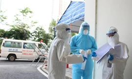 TPHCM chỉ còn 27 ca COVID-19 tử vong, đồng ý chích vắc xin Pfizer cho trẻ em