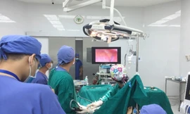 TPHCM: Bác sĩ cảnh báo nguy cơ từ dị vật 'vùng kín' các bé gái