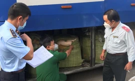 TPHCM: Cán bộ thú y tiếp tay đưa thịt heo bẩn ra thị trường