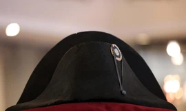 Chiếc mũ của Napoleon vừa được bán với mức giá lịch sử. (Ảnh: Reuters)