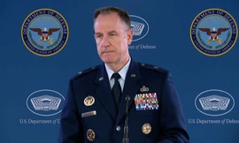 Thư ký báo chí Lầu Năm góc Pat Ryder