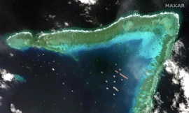 Hình ảnh Đá Ba Đầu thuộc quần đảo Trường Sa của Việt Nam. (Ảnh: Maxar)