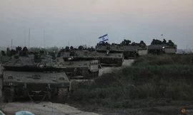 Xe tăng Israel ở khu vực gần biên giới giữa ngày 12/10. (Ảnh: Reuters)