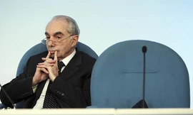 Cựu thủ tướng Ý cáo buộc tên lửa Pháp bắn nhầm máy bay chở 81 người khi cố ám sát lãnh đạo Libya