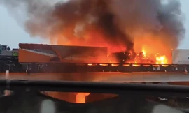 Hiện trường vụ đâm dồn xe trên cao tốc ở Hồ Nam ngày 4/2