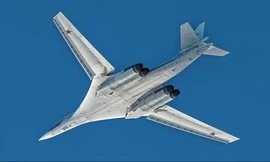 Hai người Mỹ bị bắt vì gửi thiết bị hàng không cho Nga