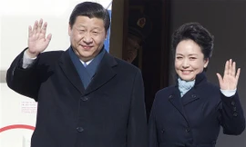 Tổng Bí thư, Chủ tịch Trung Quốc Tập Cận Bình và Phu nhân Bành Lệ Viện. (Ảnh: AP)