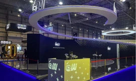 Gian trưng bày của hãng vũ khí Israel IAI vắng bóng trong ngày khai mạc Triển lãm hàng không Israel hôm 13/11. (Ảnh: Reuters)