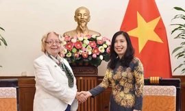 Thứ trưởng Lê Thị Thu Hằng tiếp bà Tatiana Valovaya ngày 19/10. (Ảnh: Nguyên Hồng)