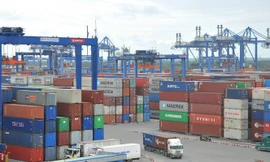 Việc chống ùn tắc cảng Cát Lái giúp tiết kiệm khoảng 5.000 tỉ đồng mỗi năm.