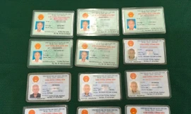 Ông Đ. có 12 chứng minh nhân dân và căn cước công dân.