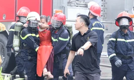 Diễn tập giải cứu 200 người trong đám cháy nhà hàng tiệc cưới ở Sài Gòn