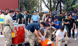 Cận cảnh bác sĩ Bệnh viện dã chiến luyện tập trước giờ lên đường đi Nam Sudan