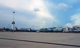 Nữ tiếp viên hàng không bị điều tra vì nghi vận chuyển hàng lậu