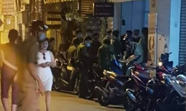 Lực lượng chức năng điều tra vụ việc.