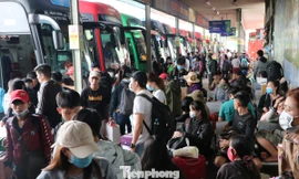 Bến xe lớn nhất Sài Gòn đông nghẹt ngày giáp Tết