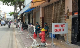 TPHCM phong tỏa, cách ly thêm nhiều căn nhà vì có người nghi mắc COVID-19