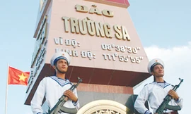 Chiến sĩ hải quân Việt Nam trên đảo Trường Sa Lớn Ảnh: Nguyễn Hưng