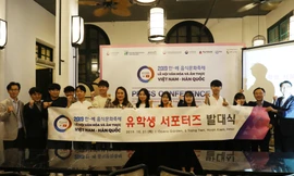 Ban tổ chức Lễ hội Văn hóa và Ẩm thực Việt- Hàn 2019. Ảnh: Nhật Minh