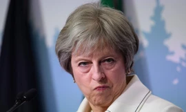 Thủ tướng Anh Theresa May thuyết phục các nghị sỹ ủng hộ thỏa thuận sửa đổi của bà trong cuộc bỏ phiếu tuần tới để Anh có thể rời EU vào ngày 29/3.